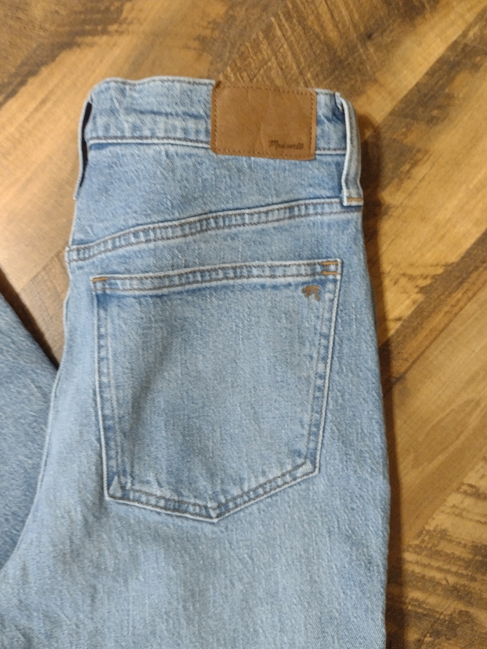 Light Wash High-Rise Vintage Inspired Women's Jeans Size 28 - Picture 7 of 16